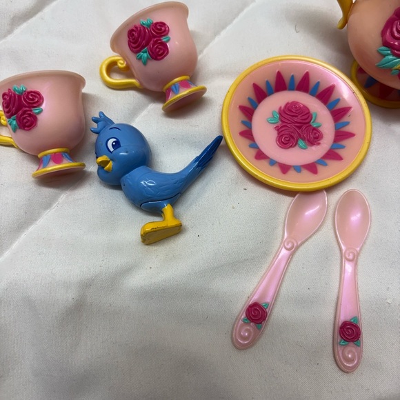 Disney Princess Before Once Upon A Time Little Belle Tea Party Set - Picture 2 of 6